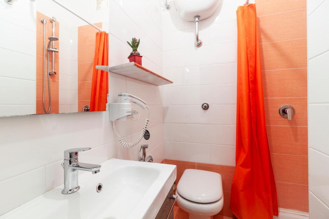 Bnb Etnuvio, Double Rooms In ナポリ エクステリア 写真